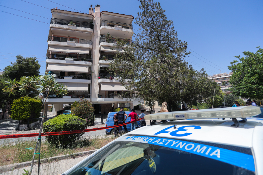 Η τραγωδία στην Ηλιούπολη, οι Πανελλήνιες και η σιωπή των εφήβων