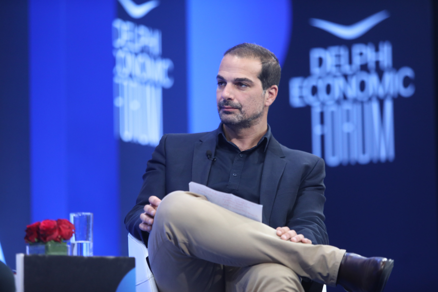 Σακελλαρίδης: «Παρακολουθούμε σε live μετάδοση τον εκβιασμό του Πρωθυπουργού της χώρα από τον Ντίλιαν»